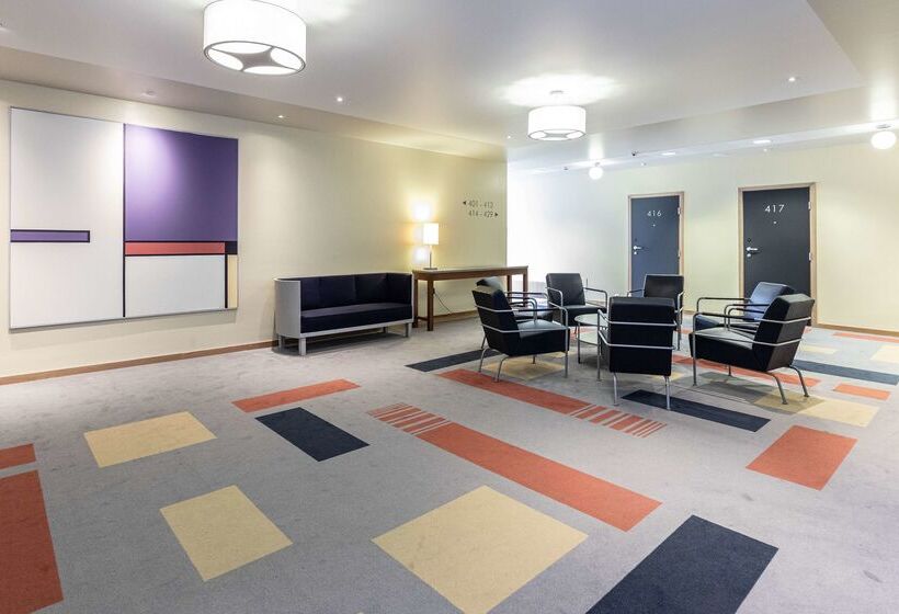 هتل Scandic Plaza Turku