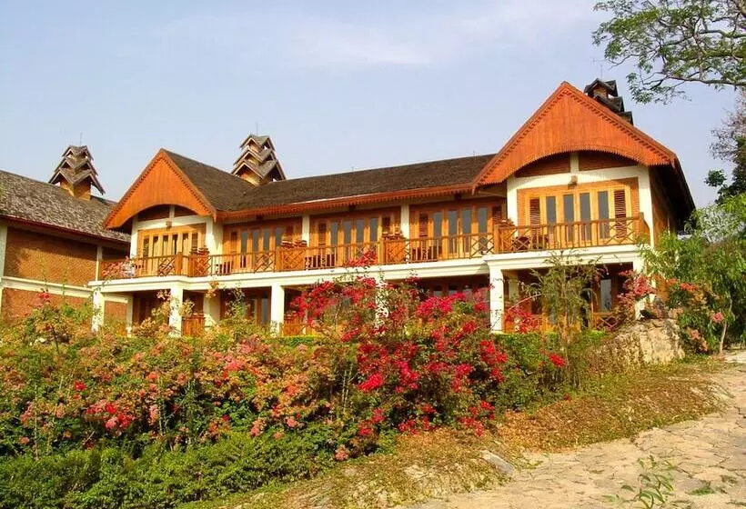 Inle Lake View Resort & Spa