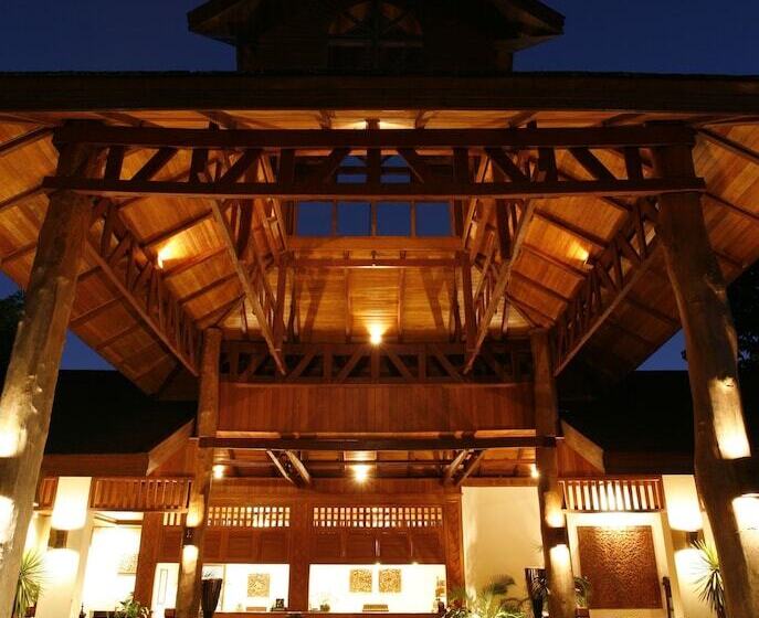 Inle Lake View Resort & Spa