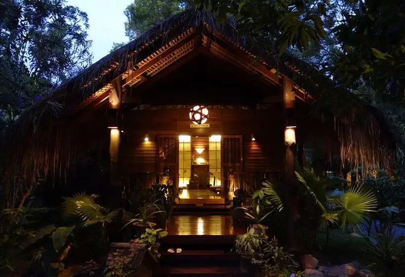 Inle Lake View Resort & Spa