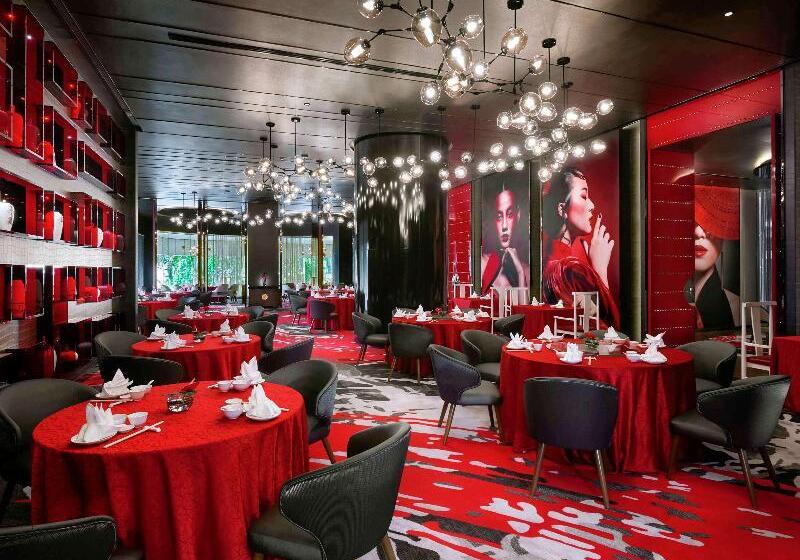 Pullman Kuala Lumpur City Centre Hotel & Residences