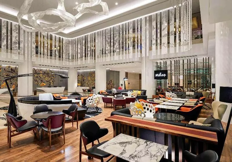 Pullman Kuala Lumpur City Centre Hotel & Residences