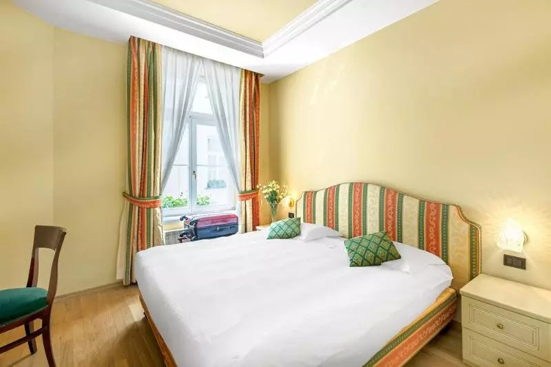 Residence St. Andrew's Palace