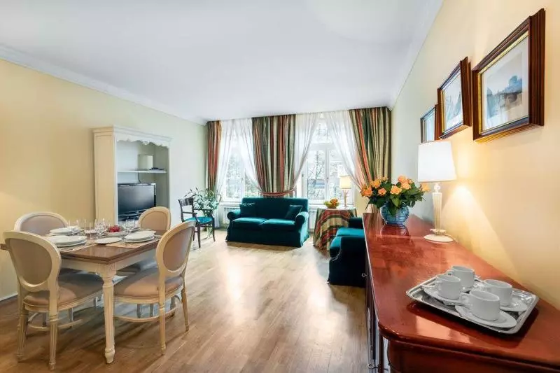 Residence St. Andrew's Palace