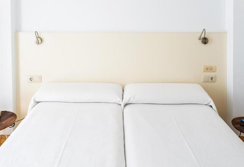 فندق Ciudad De Cazorla