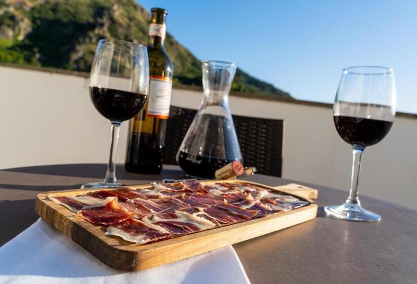 فندق Ciudad De Cazorla