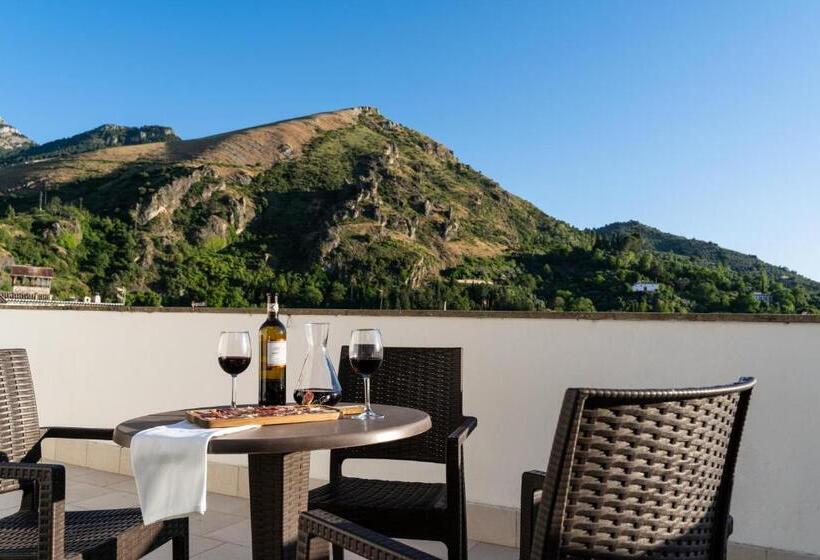 فندق Ciudad De Cazorla