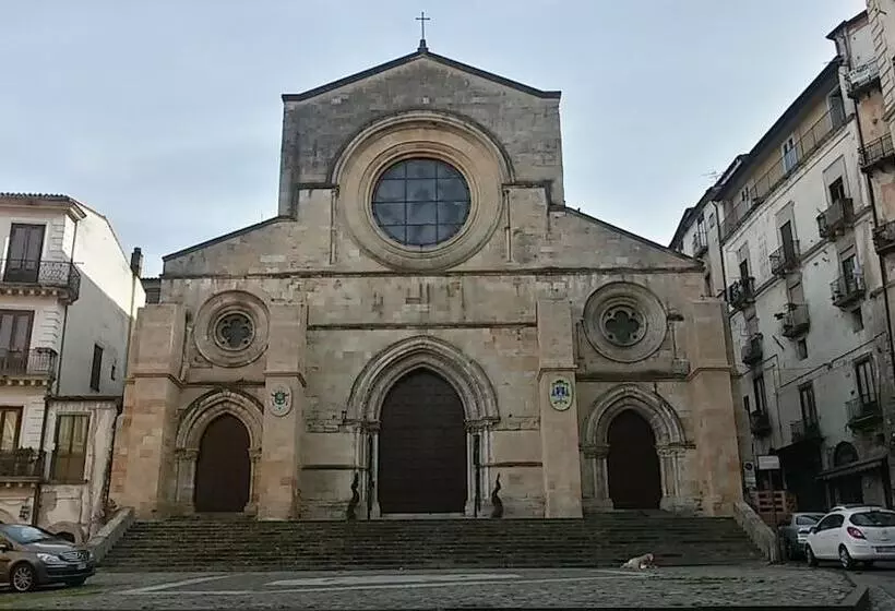 7 Sorelle B&b Camere In Pieno Centro Città Con Bagno Privato, Free High Speed Wi Fi, Netflix