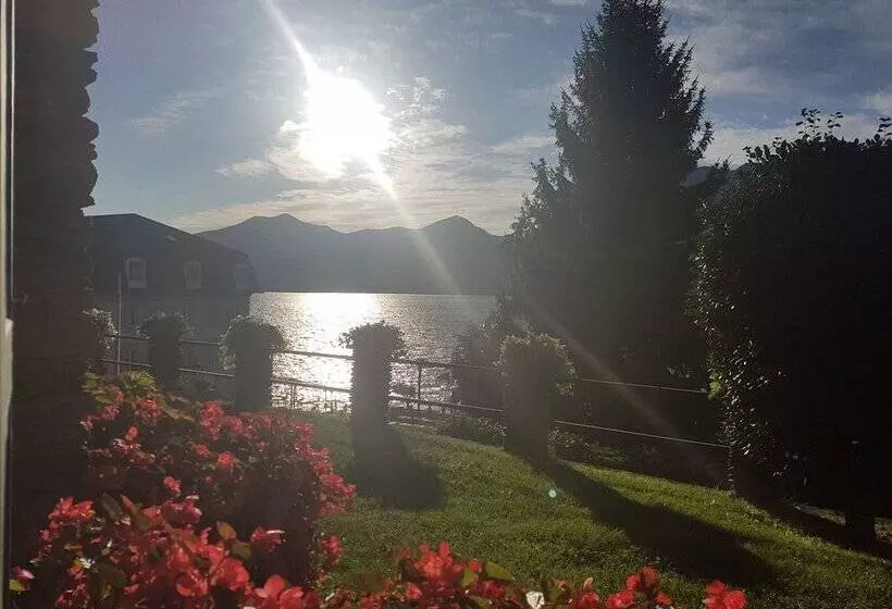 ベッドアンドブレックファースト Holy Lake