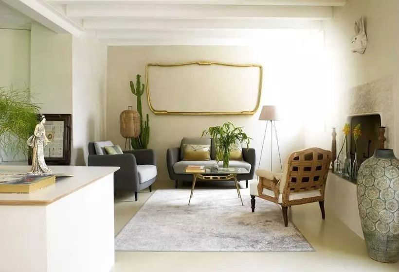 Aamiaismajoitus (B&B) Pianaura Suites