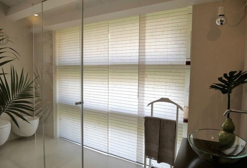 住宿加早餐 Pianaura Suites