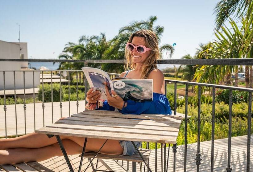 مسافرخانه Prokite Alby Rondina Resort