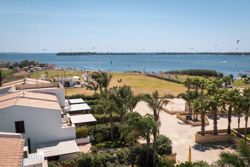 مسافرخانه Prokite Alby Rondina Resort