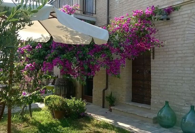 فندق ريفى Agriturismo Bassarì