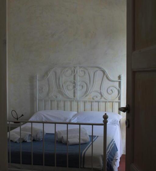 فندق ريفى Agriturismo Bassarì