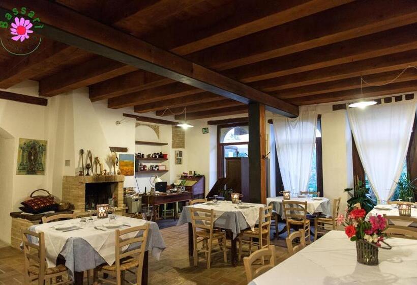 فندق ريفى Agriturismo Bassarì
