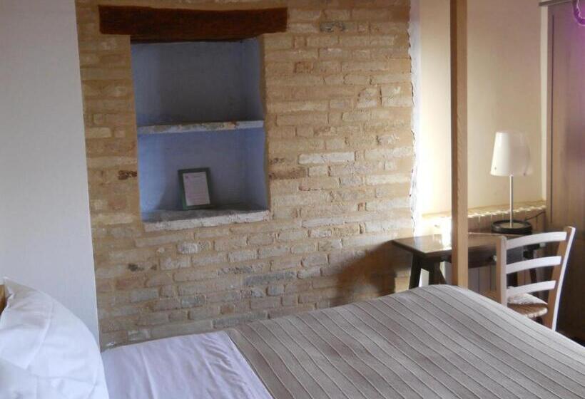 فندق ريفى Agriturismo Bassarì