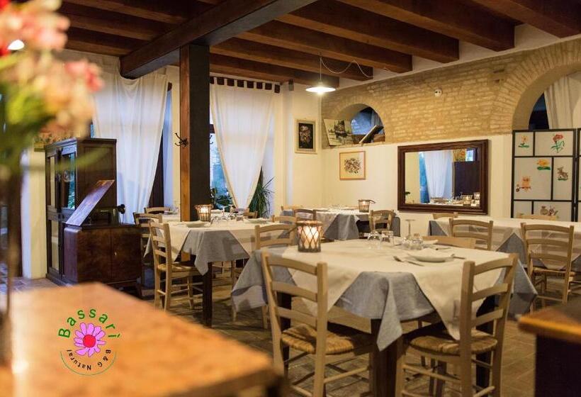 فندق ريفى Agriturismo Bassarì