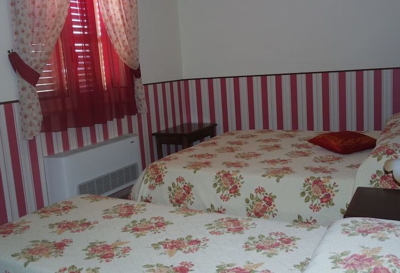 فندق ريفى Azienda Agrituristica Masseria I Risi