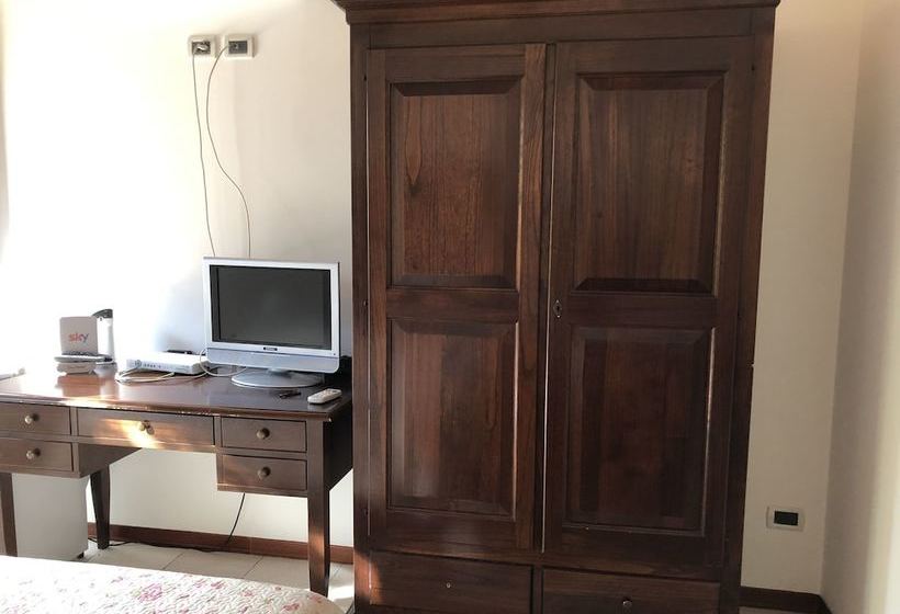 فندق ريفى Azienda Agrituristica Masseria I Risi