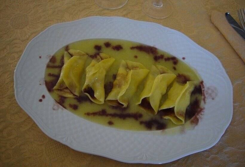 Сельский отель Borgo Storico Cisterna