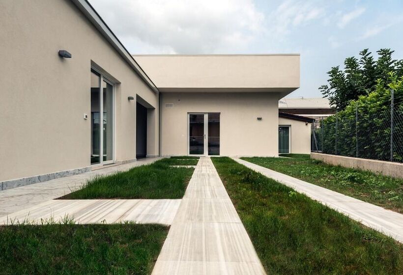 Пансион Garda Guest House