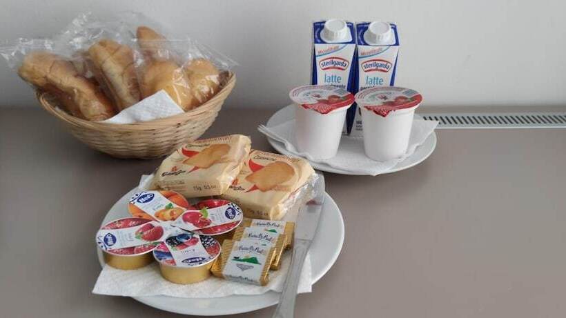 Пансион Garda Guest House