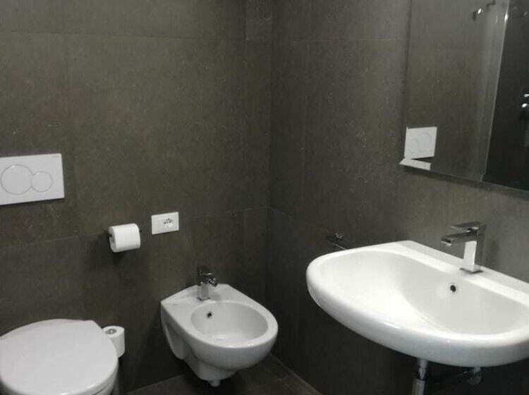 Пансион Garda Guest House