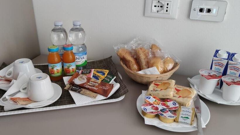 Пансион Garda Guest House