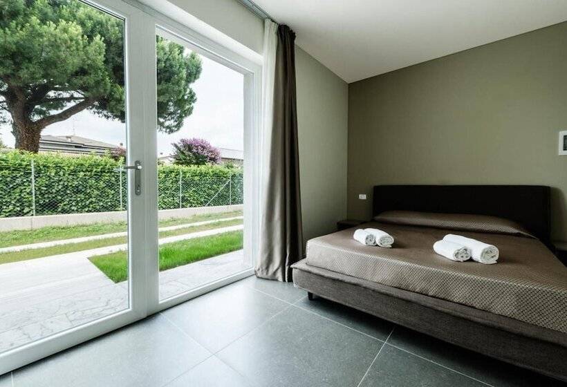 Пансион Garda Guest House