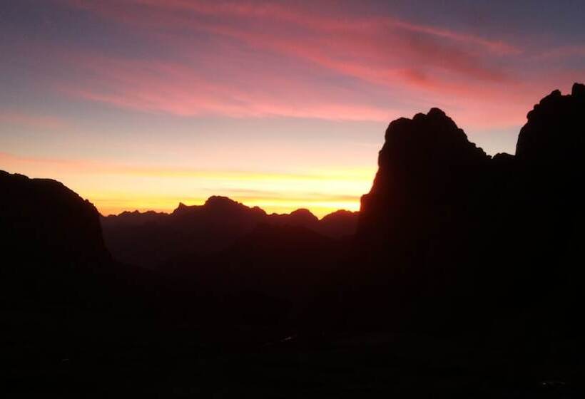 膳宿费 Rifugio Mulaz