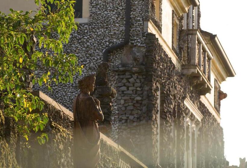 ペンション Villa Fava