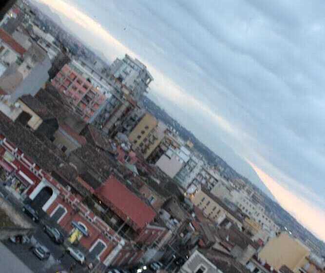 تختخواب و صبحانه Harmony Rooms