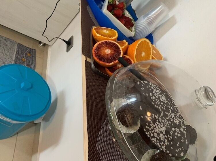 تختخواب و صبحانه Harmony Rooms