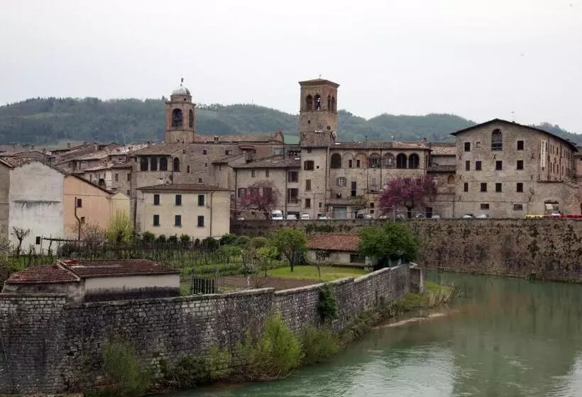 Aamiaismajoitus (B&B) Palazzo Santinelli