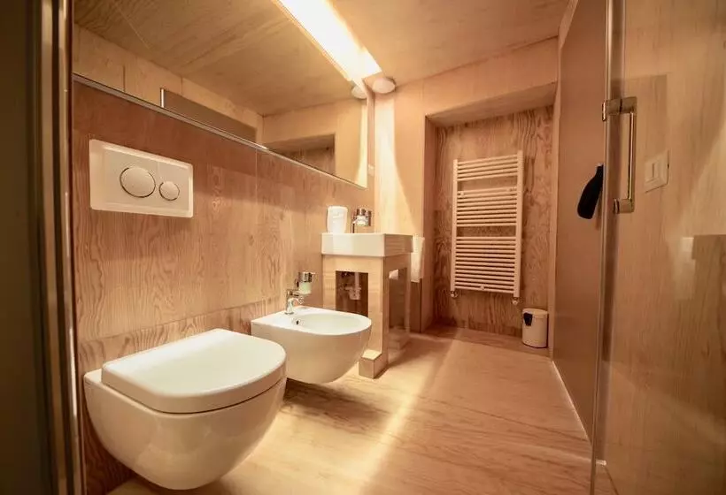 تختخواب و صبحانه Winebnb