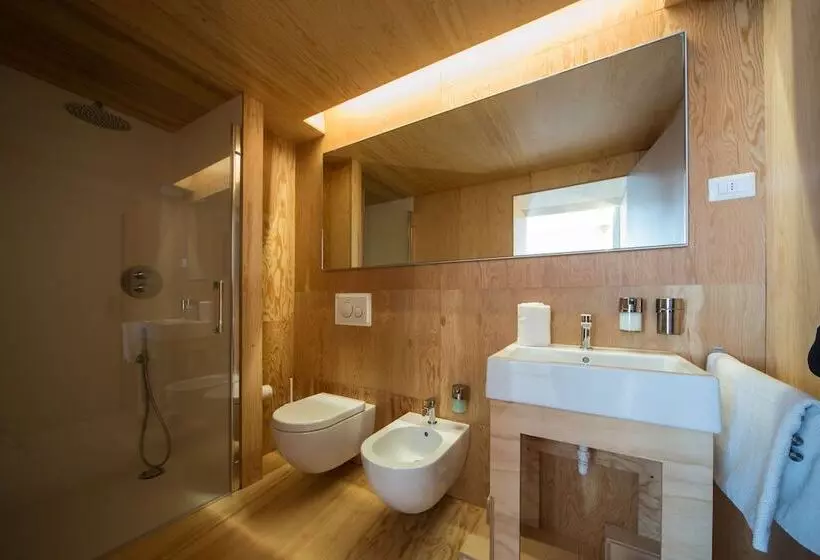 تختخواب و صبحانه Winebnb