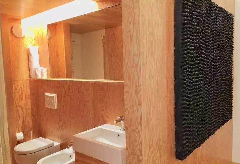 تختخواب و صبحانه Winebnb