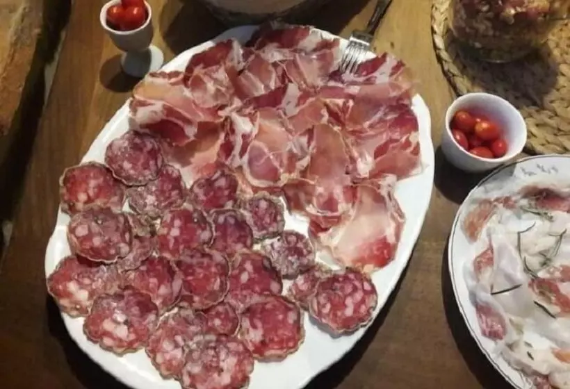 Maaseutuhotelli Agriturismo Cascina Pezzolo