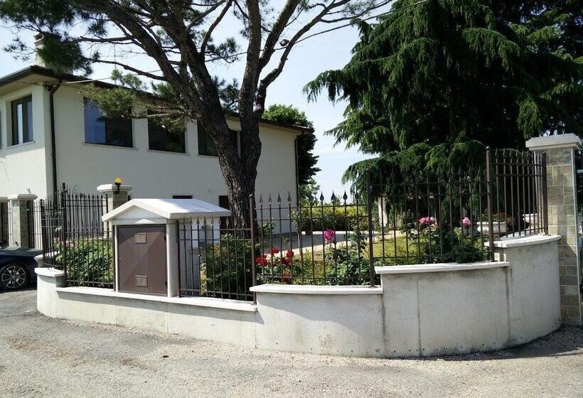 پانسیون La Siesta