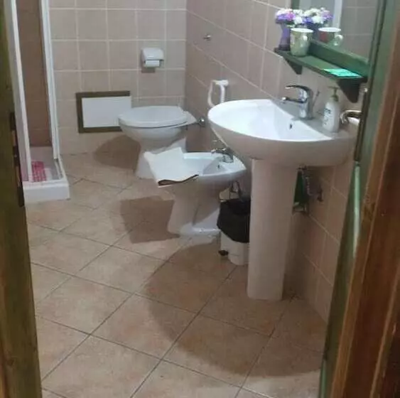 ベッドアンドブレックファースト L Onda Blu