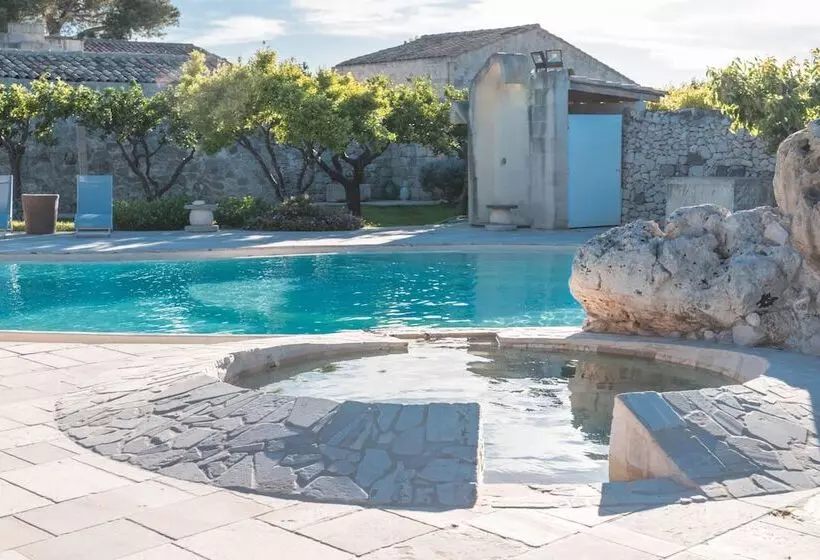 Maaseutuhotelli Relais Masseria Capasa