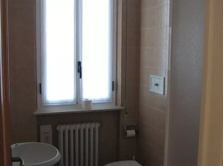 Hotelli Albergo Riva