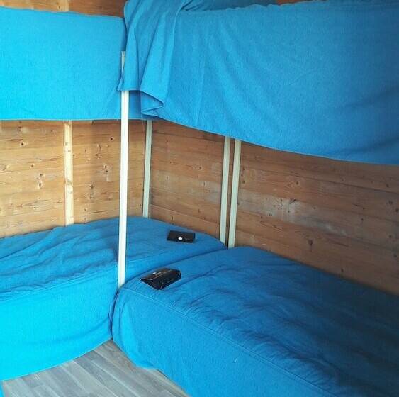 בית מלון כפרי Camelot