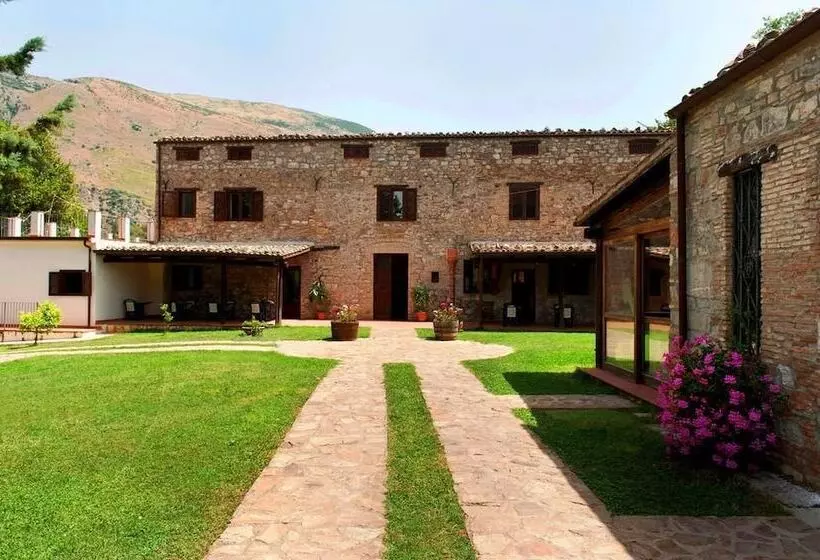 Maaseutuhotelli L Antico Casale