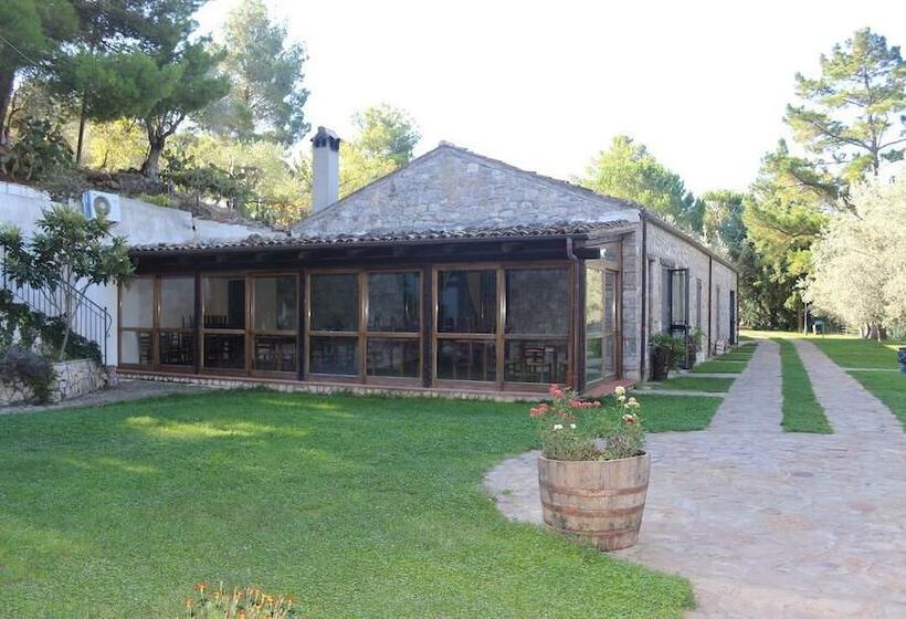 Сельский отель L Antico Casale