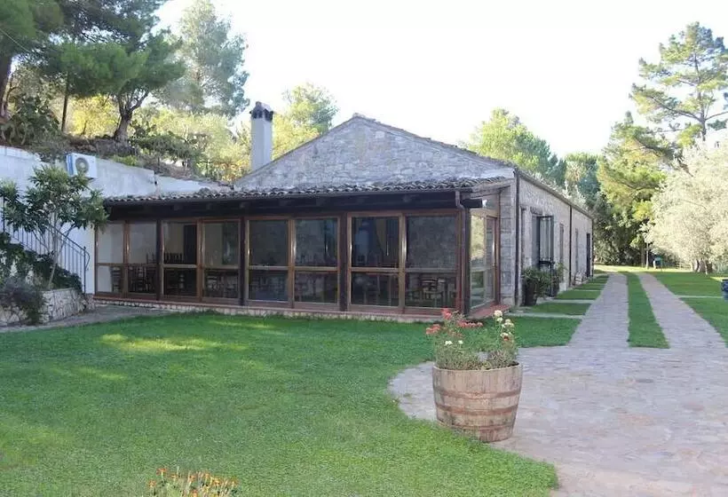 Maaseutuhotelli L Antico Casale