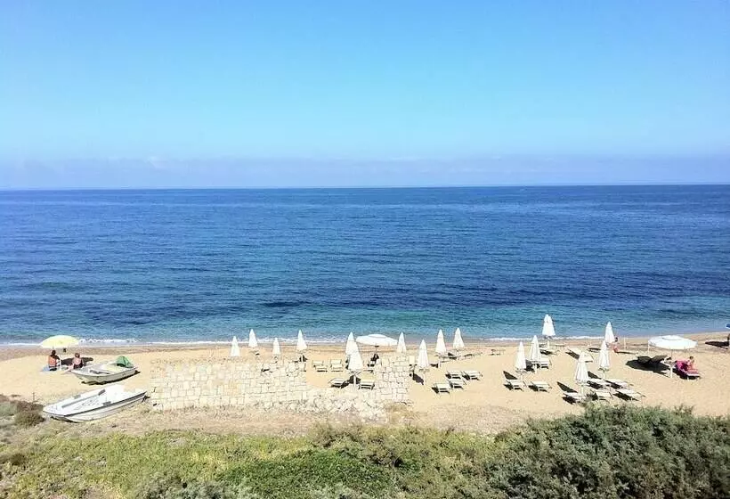 Hotelli Corsaro Nero