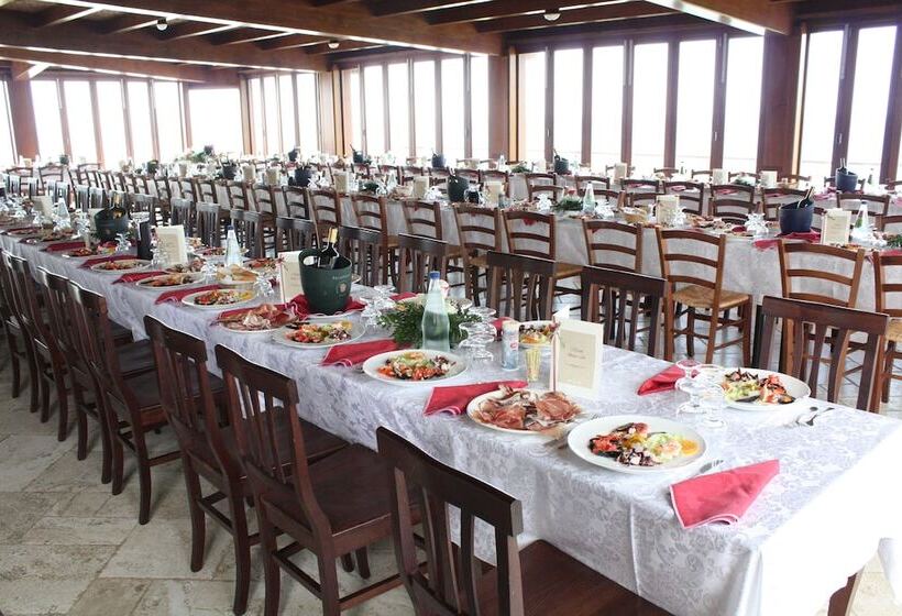 فندق Corsaro Nero