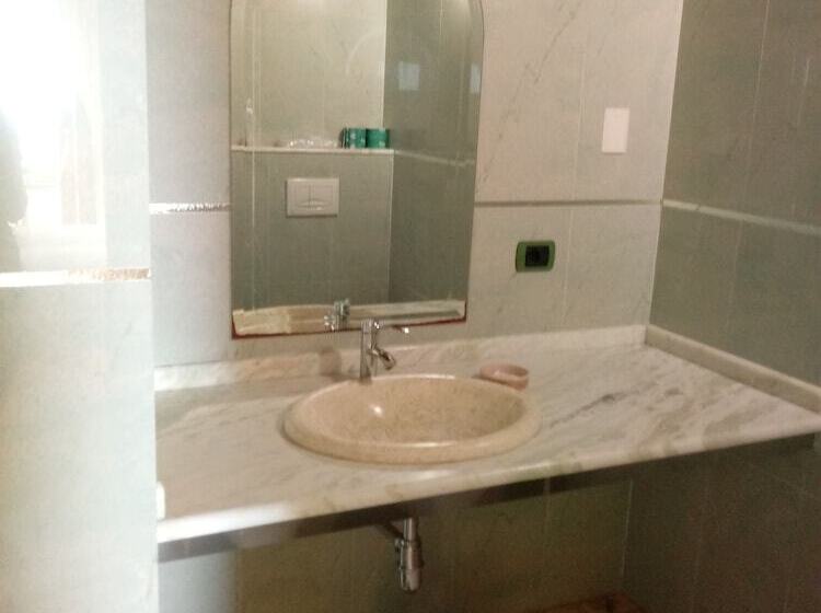 فندق Corsaro Nero